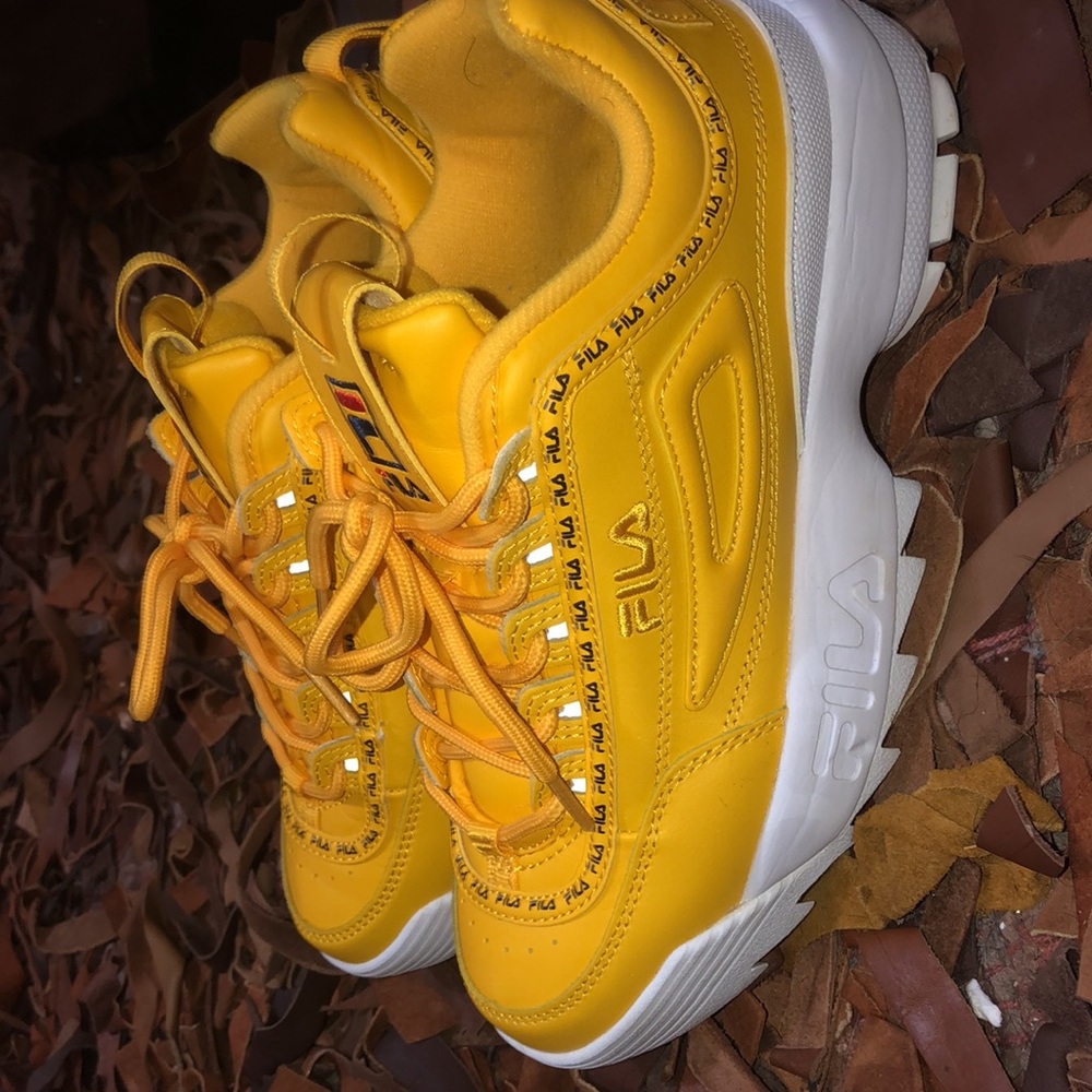 Filas - Picture 2 of 3